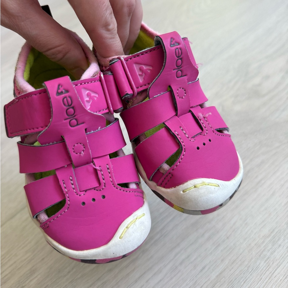 Plae Toddler Girl Shoes Size 6.5